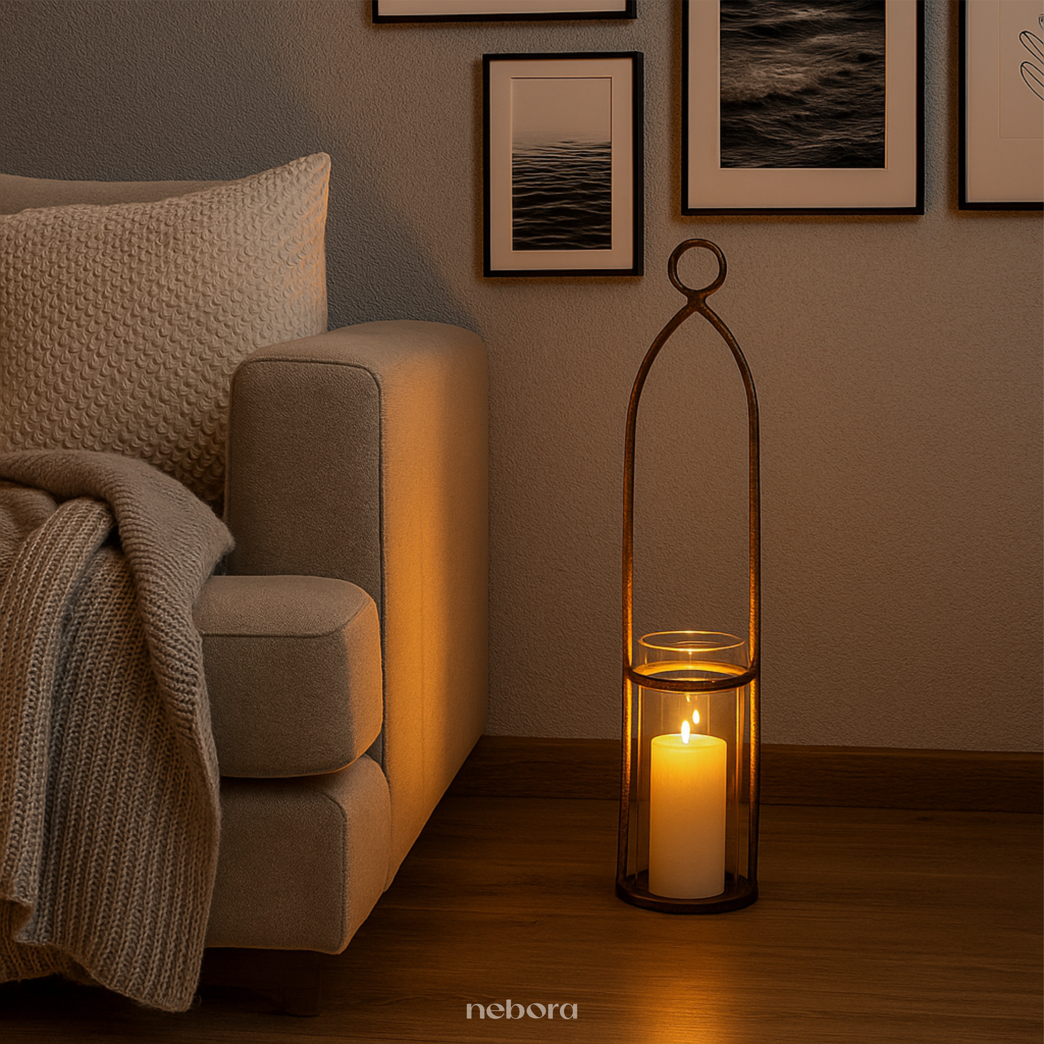 Gothic Arch Lantern L