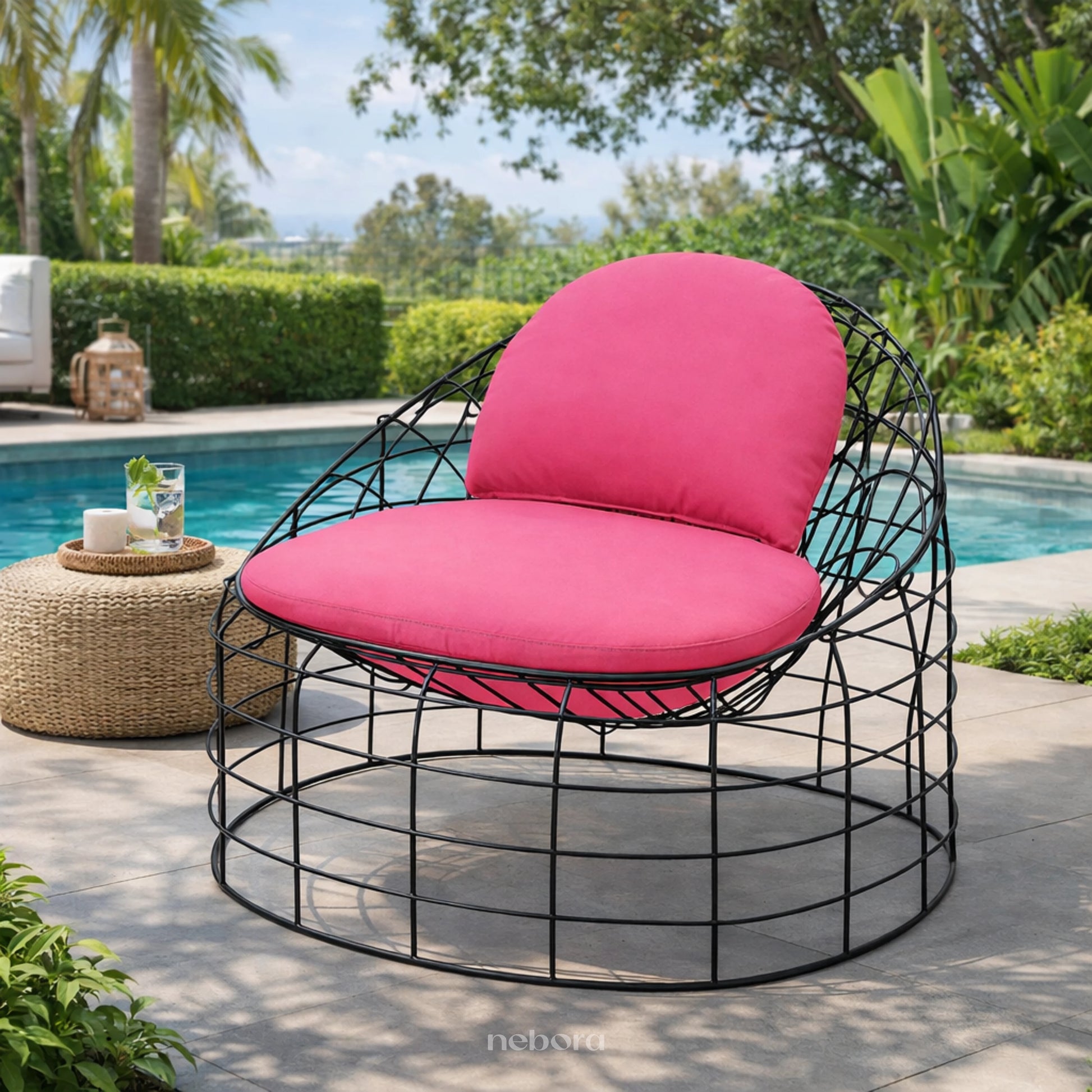 Viona Outdoor Lounge Chair Black | Lounge Chair - Nebora