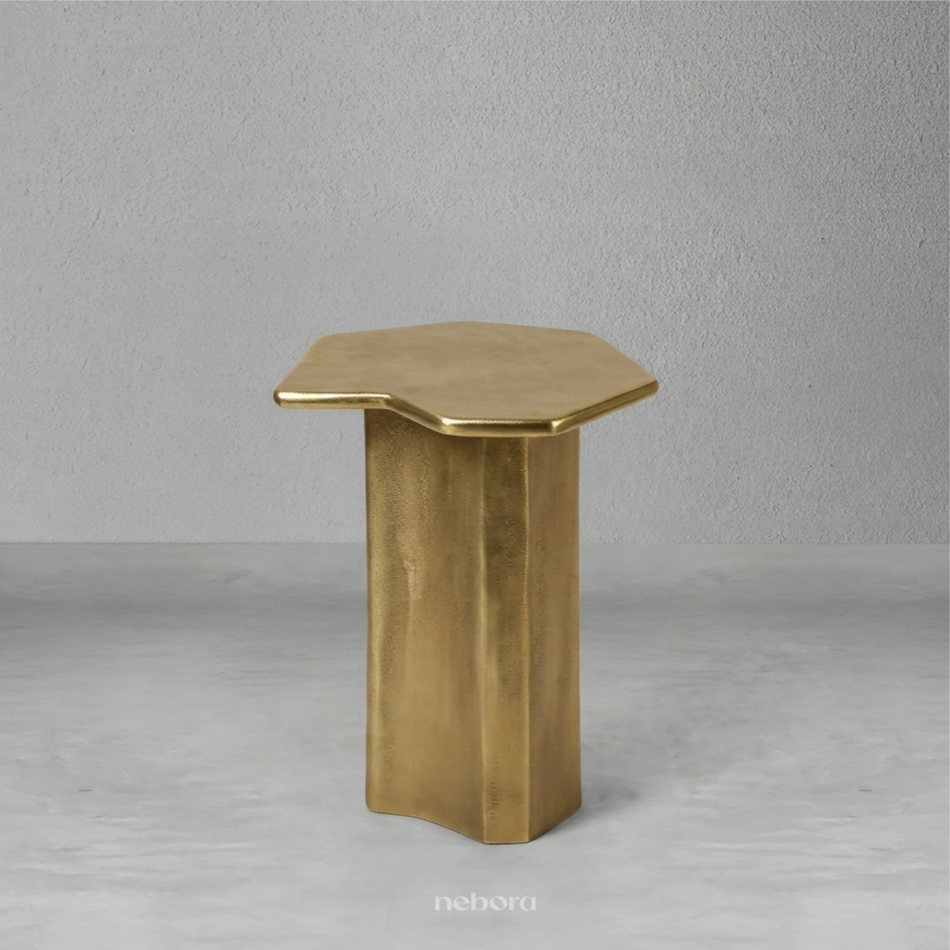 Stela Side Table Gold | Side Tables - Nebora