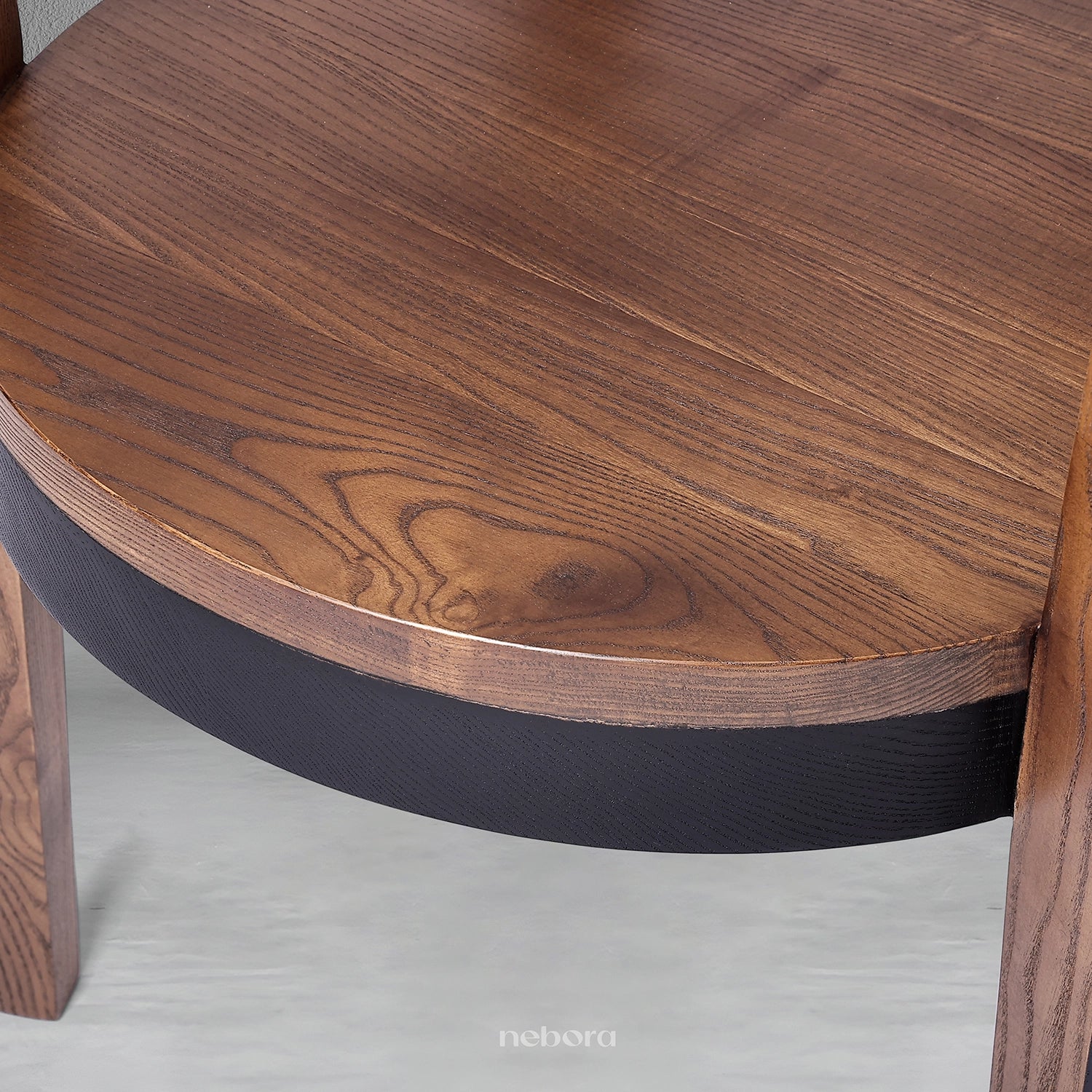 Obsidian Chair | Chair - Nebora