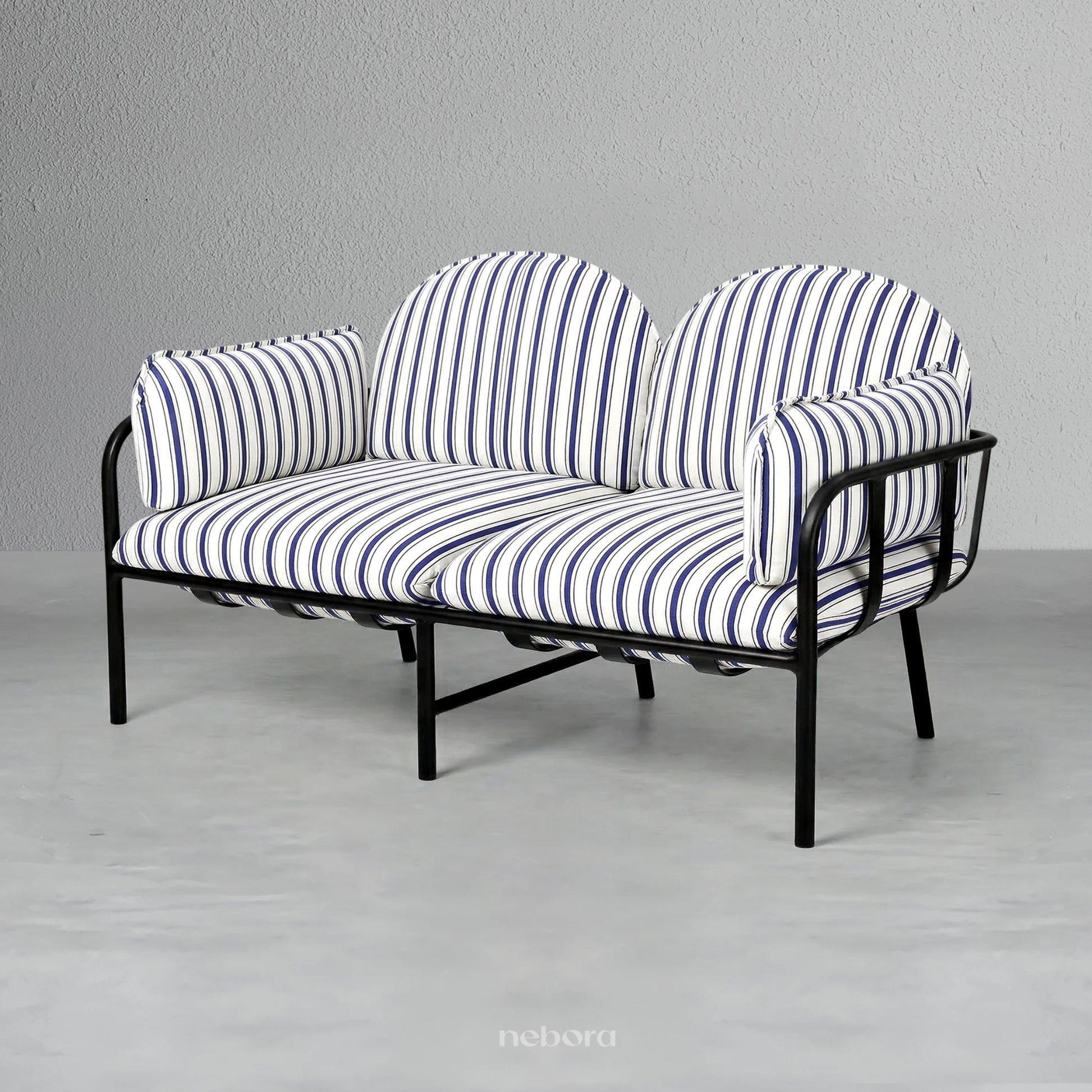 Como Outdoor 2 Seater Sofa | Sofas - Nebora